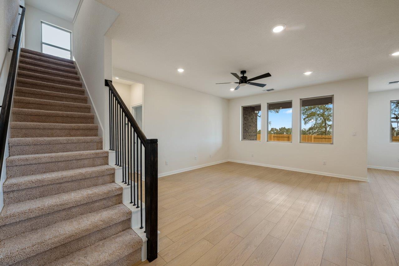 544 Redding Way Georgetown, TX 78633 - Photo 23 of 40 Photos are representative images and renderings for illustrative purposes only. Actual structural options and design images of the home may vary.