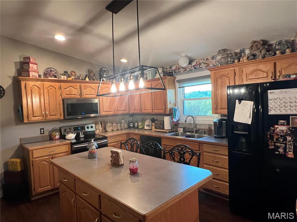 219 Creekview Road Clever, MO 65631 - Photo 5 of 57