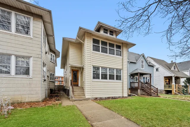 $1,850 | 4735 North Kilbourn Avenue, Unit G, Chicago, IL 60630