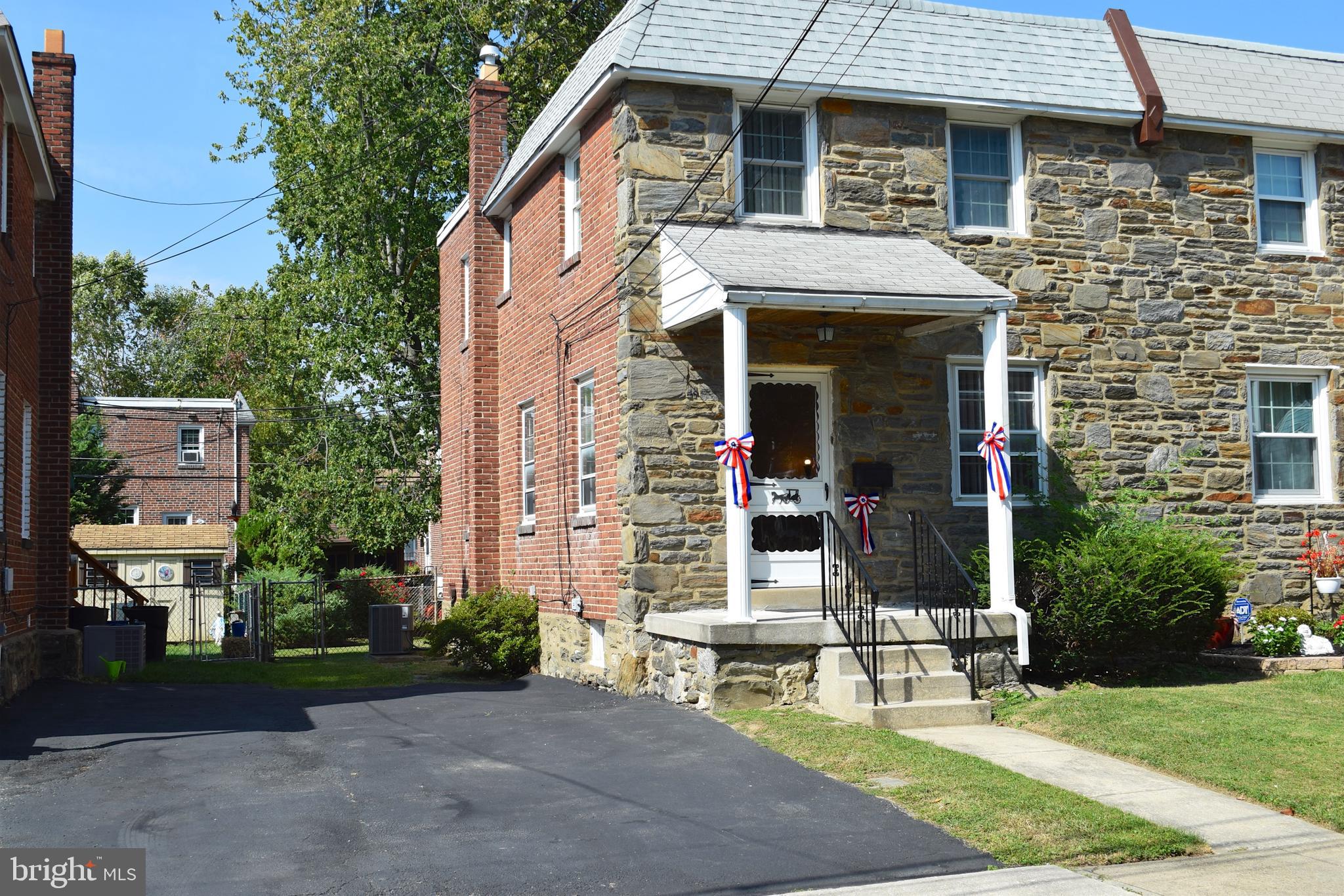 409 Pomeroy Street Ridley Park, PA 19078 - Photo 2 of 21 Front /Side View