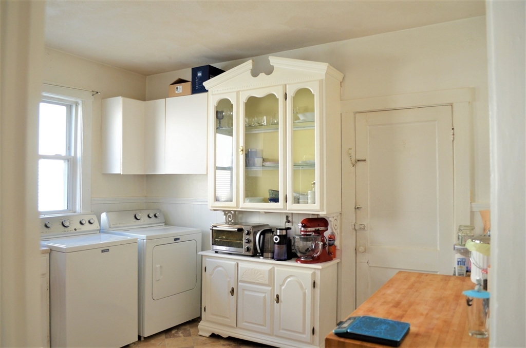 32 Gourley Road, Unit 1 Medford, MA 02155 - Photo 7 of 17