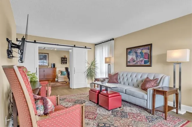 $349,000 | 2510 Grand Boulevard, Unit 2401, Kansas City, MO 64108