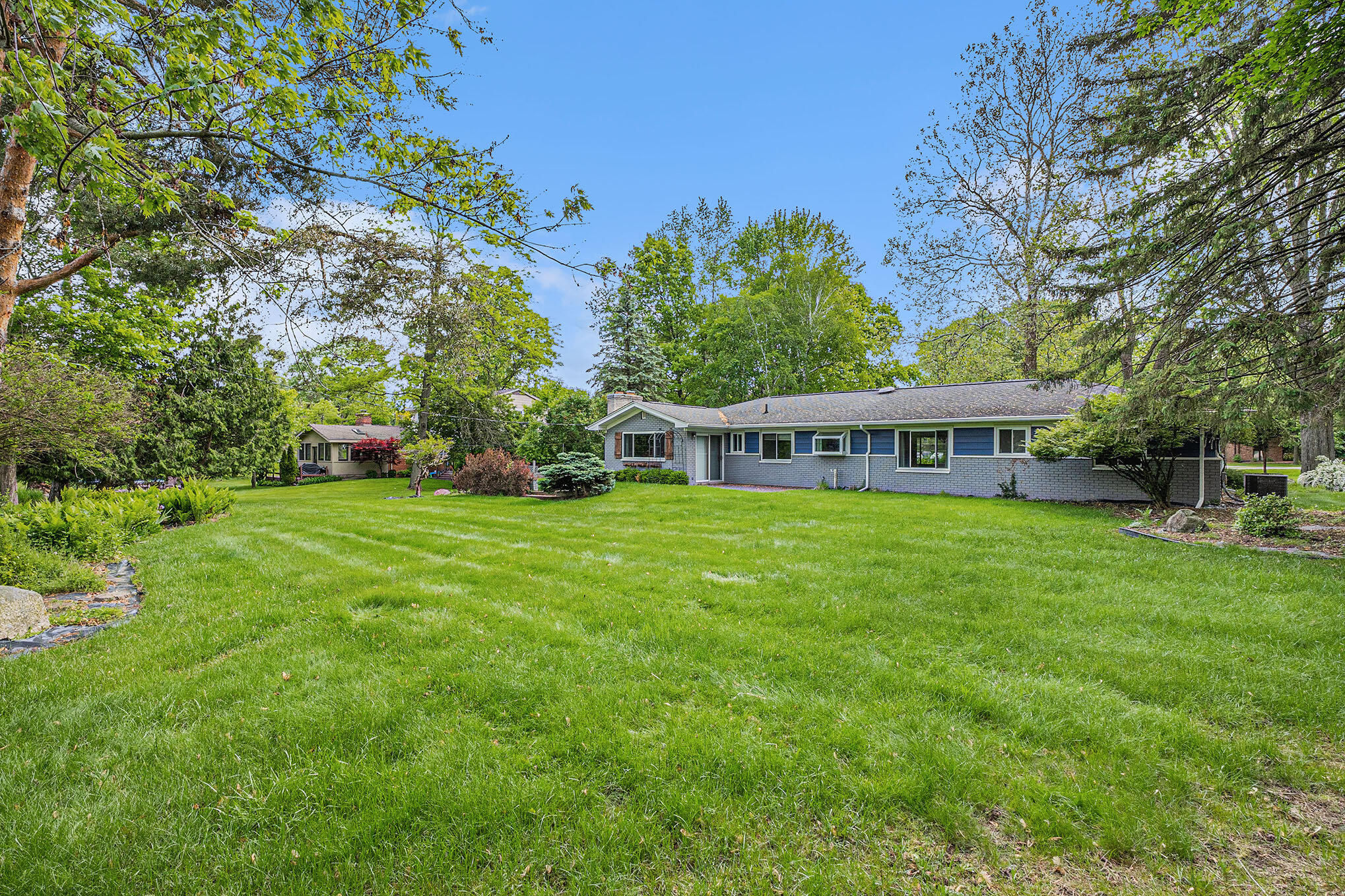 1269 Potomac Drive Rochester Hills, MI 48306 - Photo 26 of 29 018_file_575
