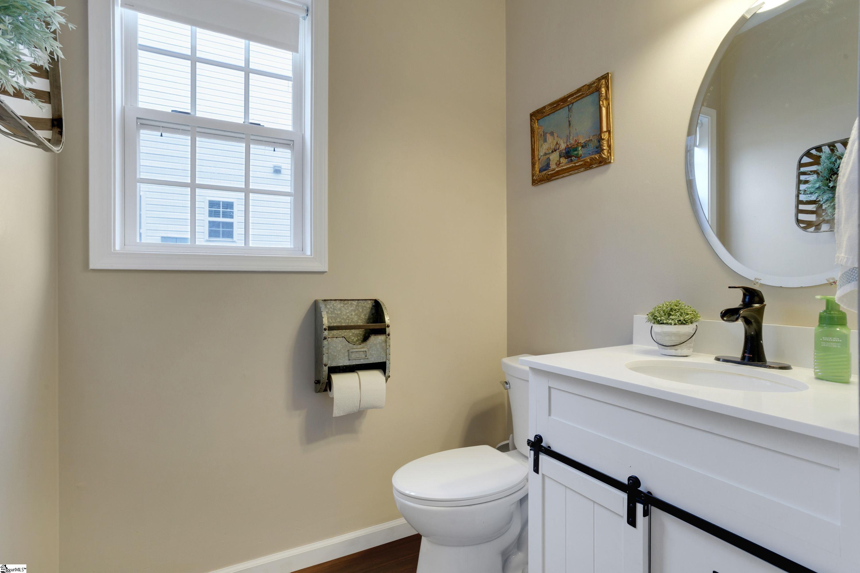 211 Ackerman Court Greenville, SC 29607 - Photo 12 of 36 Gallery Image 12