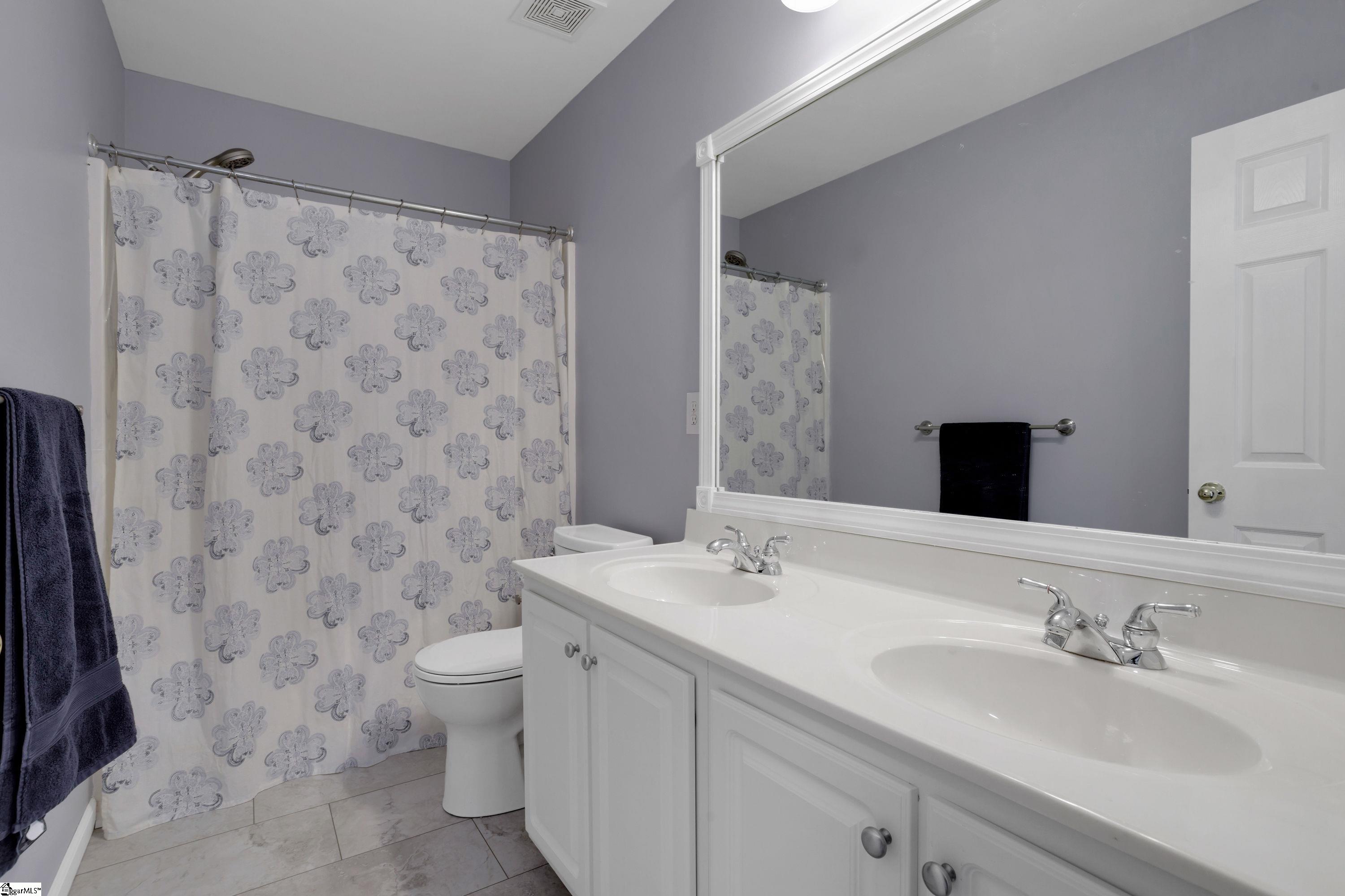 211 Ackerman Court Greenville, SC 29607 - Photo 24 of 36 Gallery Image 24