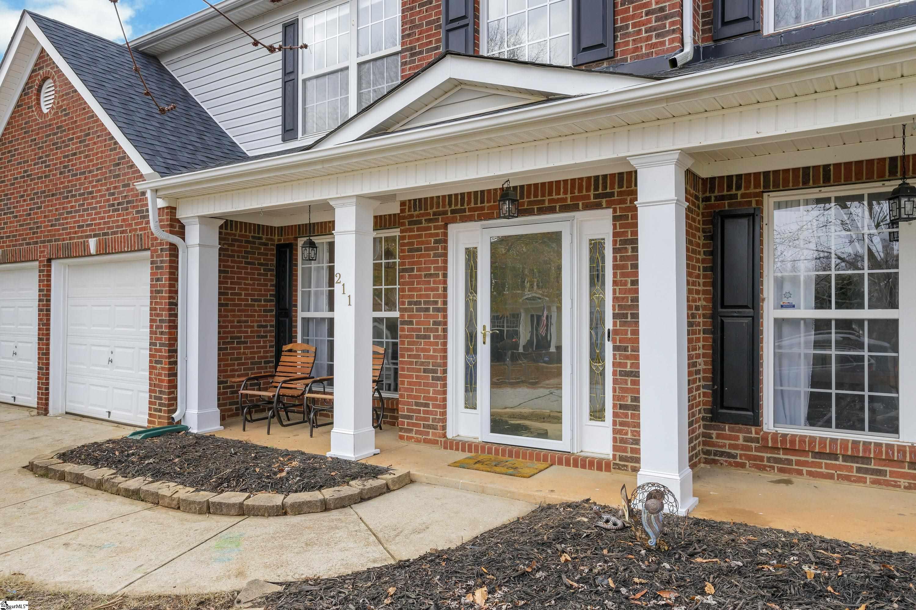211 Ackerman Court Greenville, SC 29607 - Photo 3 of 36 Gallery Image 3