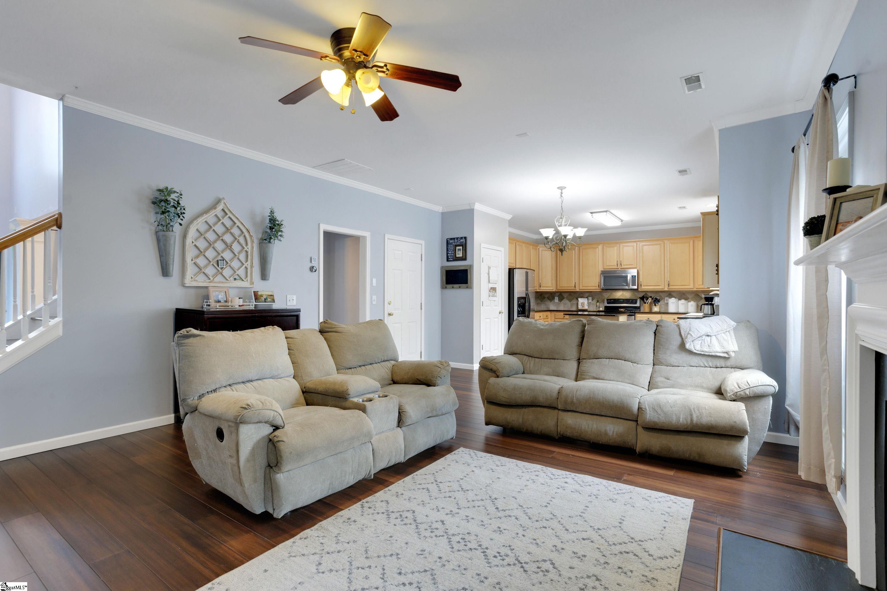 211 Ackerman Court Greenville, SC 29607 - Photo 7 of 36 Gallery Image 7