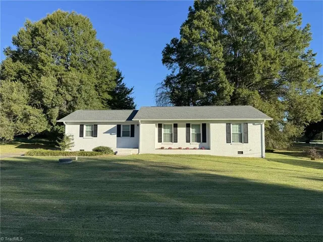 $269,900 | 149 Vance Street, Dobson, NC 27017