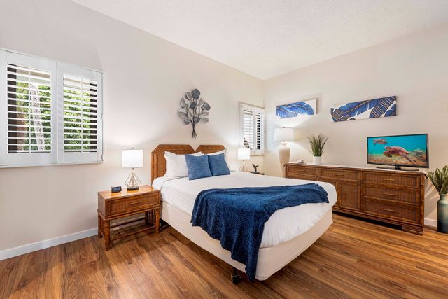 $629,000 | 75-6040 Alii Drive, Unit 504, Kailua-Kona, HI 96740