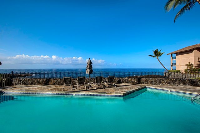 $629,000 | 75-6040 Alii Drive, Unit 504, Kailua-Kona, HI 96740