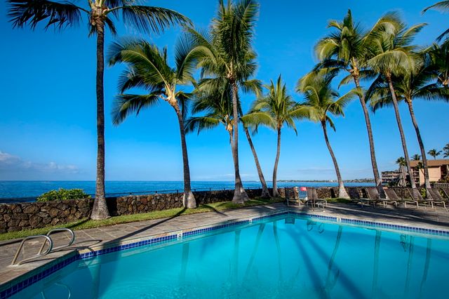$629,000 | 75-6040 Alii Drive, Unit 504, Kailua-Kona, HI 96740