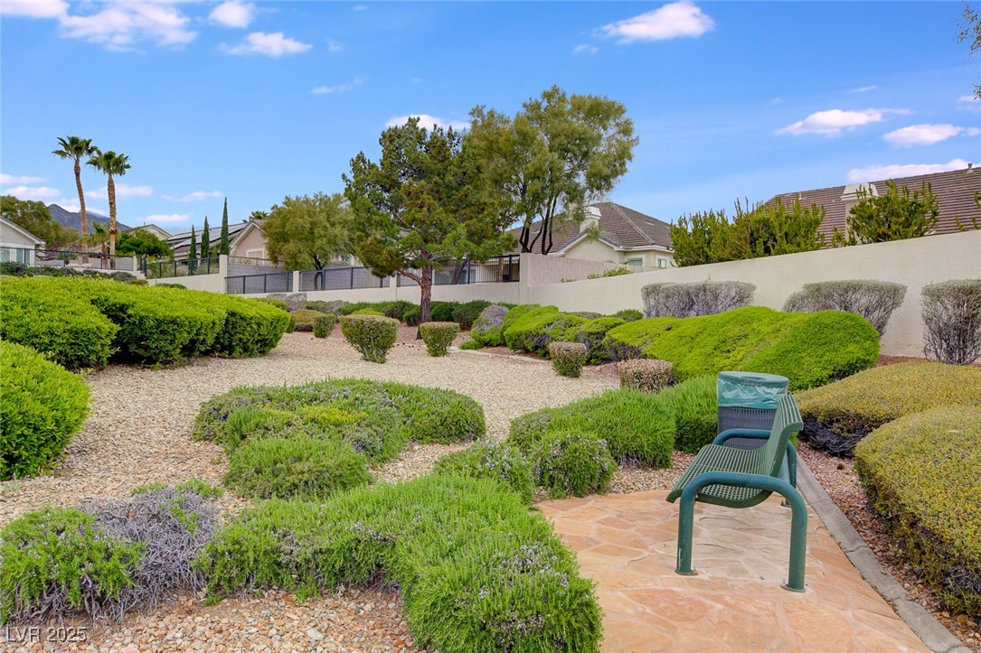 10720 Elm Ridge Avenue Las Vegas, NV 89144 - Photo 63 of 67 View of community with a residential view