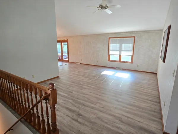 $300,000 | 735 10th Avenue South, Waite Park, MN 56387
