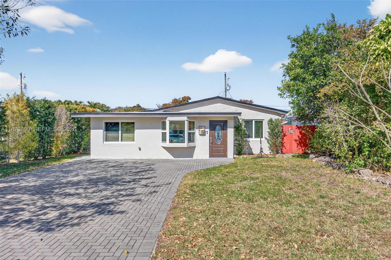 7375 Southwest 34th Street Miami, FL 33155 - Photo 1 of 38 Gallery Image 1