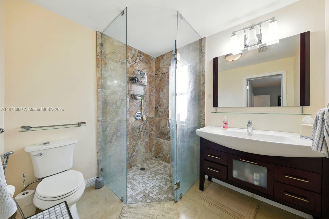 7375 Southwest 34th Street Miami, FL 33155 - Photo 18 of 22