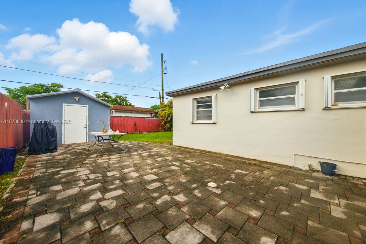 7375 Southwest 34th Street Miami, FL 33155 - Photo 20 of 22