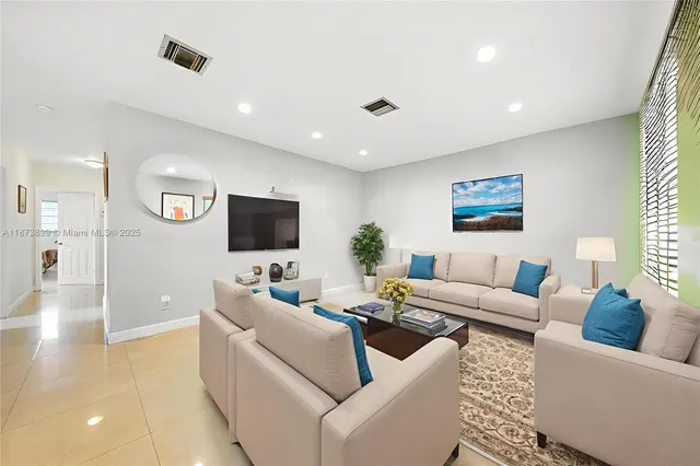 $664,900 | 7375 Southwest 34th Street, Miami, FL 33155