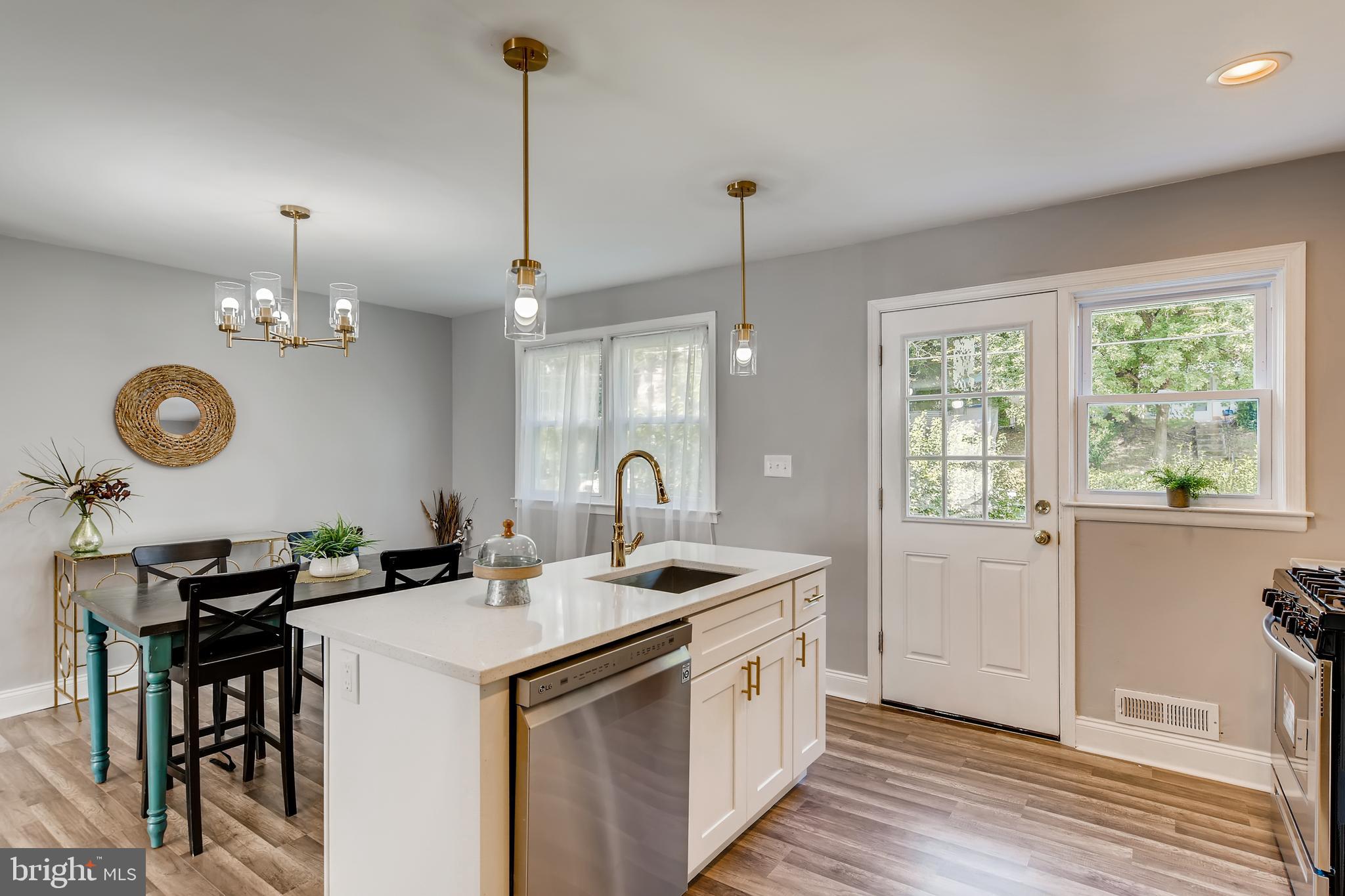 818 Reverdy Road Baltimore, MD 21212 - Photo 11 of 28 Open Kitchen