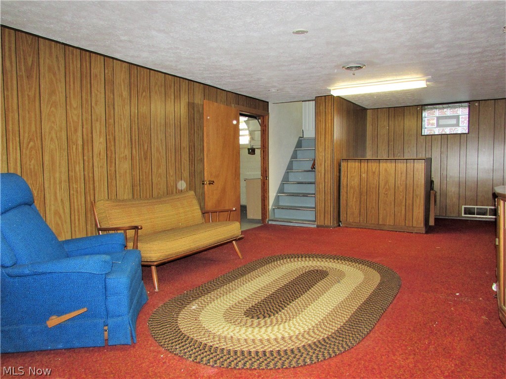 16403 West Park Road Cleveland, OH 44111 - Photo 29 of 34 Gallery Image 29