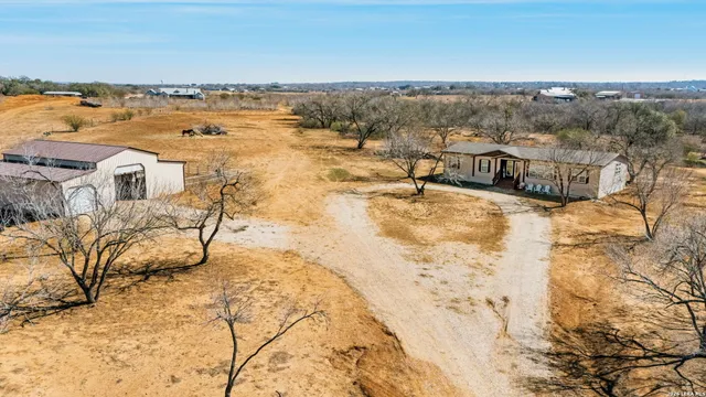 $2,350,000 | 819 County Road 356, Adkins, TX 78101