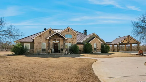 $2,250,000 | 819 County Road 356, Adkins, TX 78101
