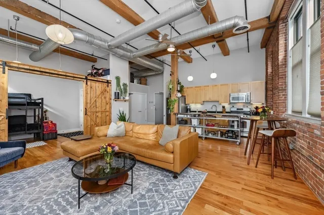 $419,000 | 589 Essex Street, Unit 102, Lynn, MA 01901