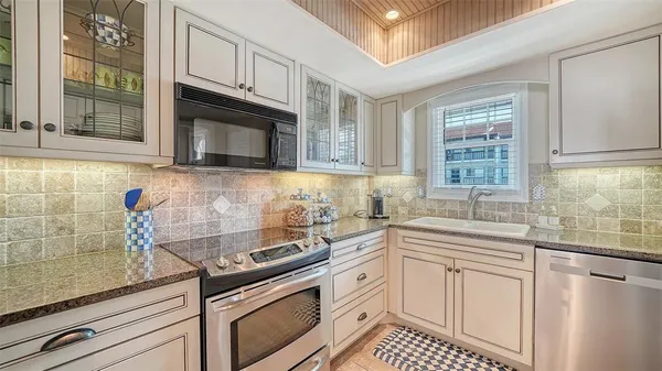 $819,000 | 1564 Stickney Point Road, Unit 303, Sarasota, FL 34231