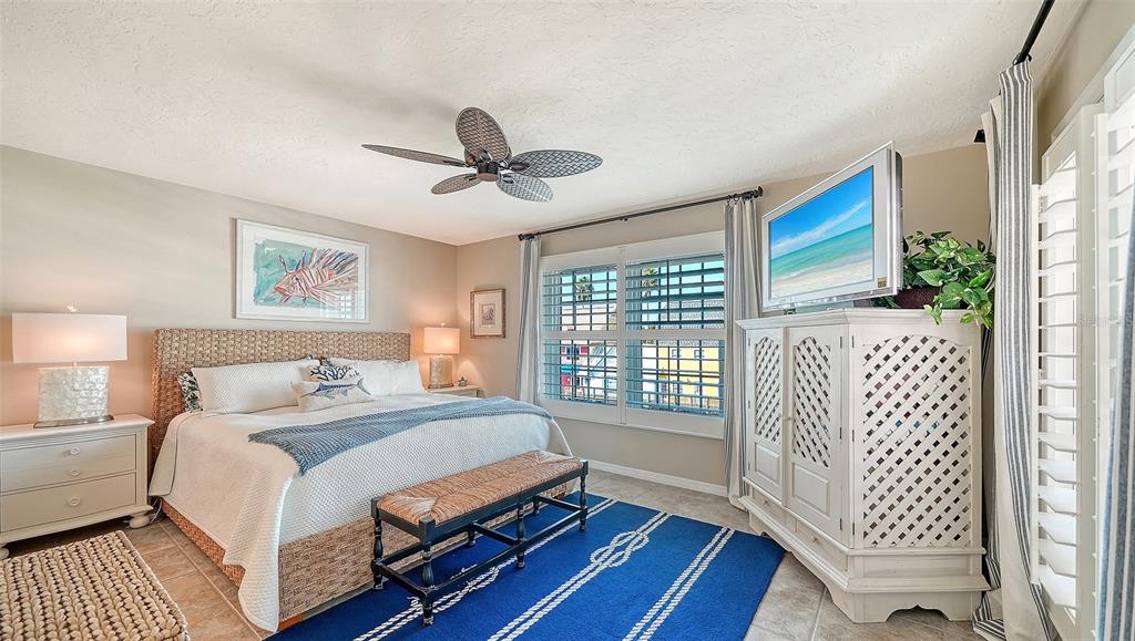 1564 Stickney Point Road, Unit 303 Sarasota, FL 34231 - Photo 28 of 77