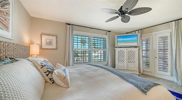 $819,000 | 1564 Stickney Point Road, Unit 303, Sarasota, FL 34231