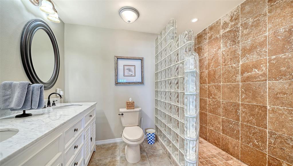 1564 Stickney Point Road, Unit 303 Sarasota, FL 34231 - Photo 33 of 77