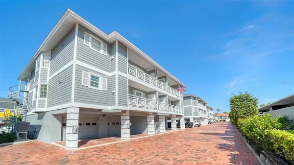 $819,000 | 1564 Stickney Point Road, Unit 303, Sarasota, FL 34231
