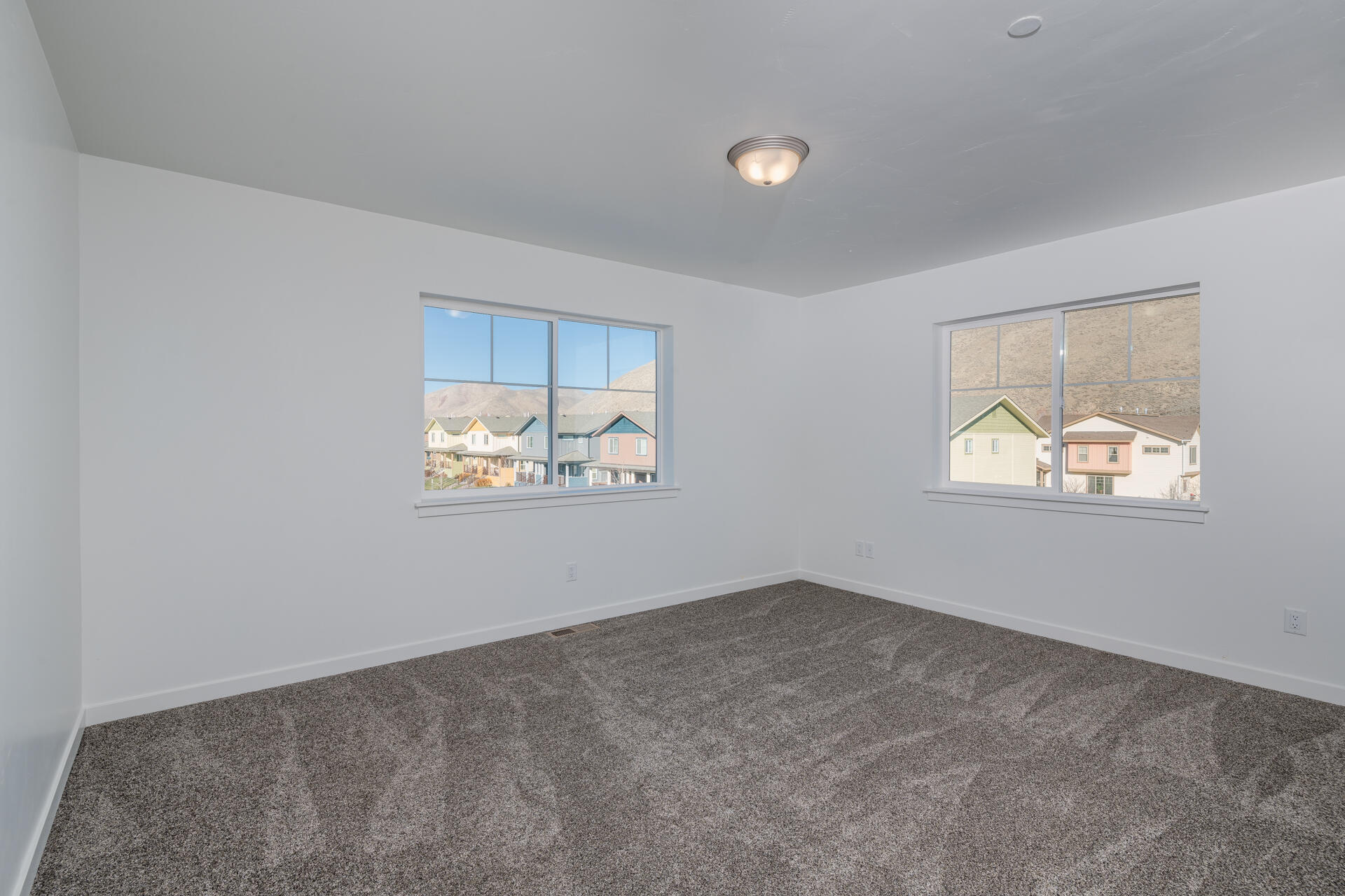 809 Countryside Boulevard Hailey, ID 83333 - Photo 22 of 35 Primary Bedroom