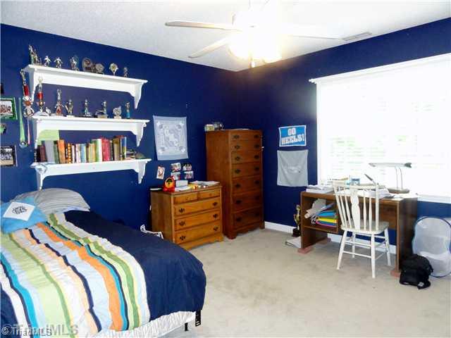 411 Walnut Grove Road Archdale, NC 27263 - Photo 14 of 16 3rd Bedroom.