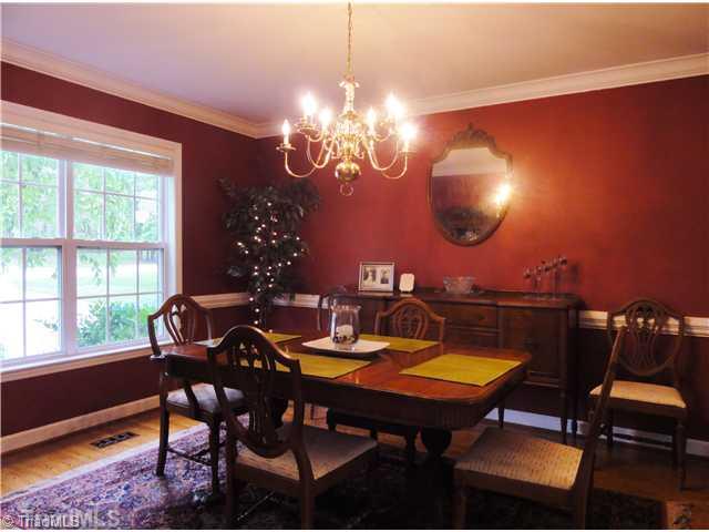 411 Walnut Grove Road Archdale, NC 27263 - Photo 6 of 16 Dining Room.