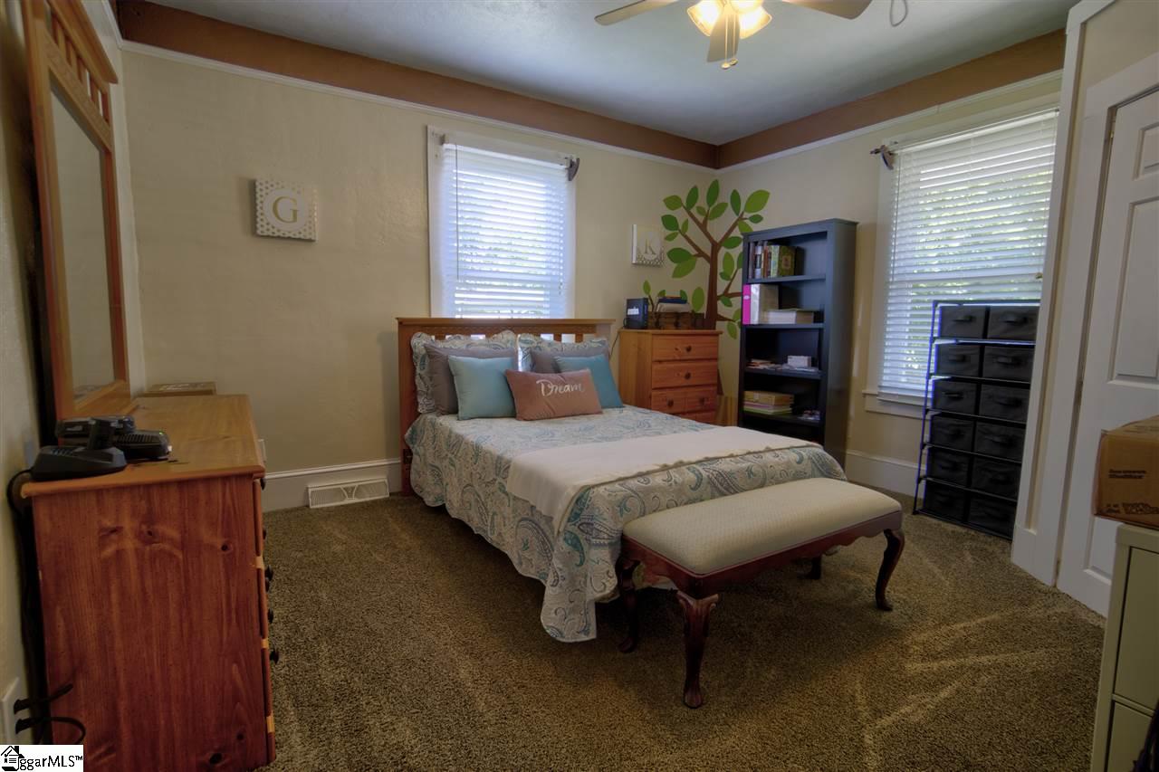 13 Hedgepath Street Liberty, SC 29657 - Photo 18 of 35 Gallery Image 18