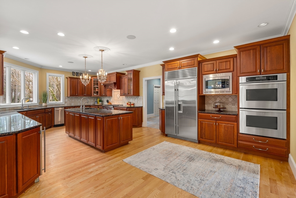 119 Fairbank Road Sudbury, MA 01776 - Photo 11 of 42