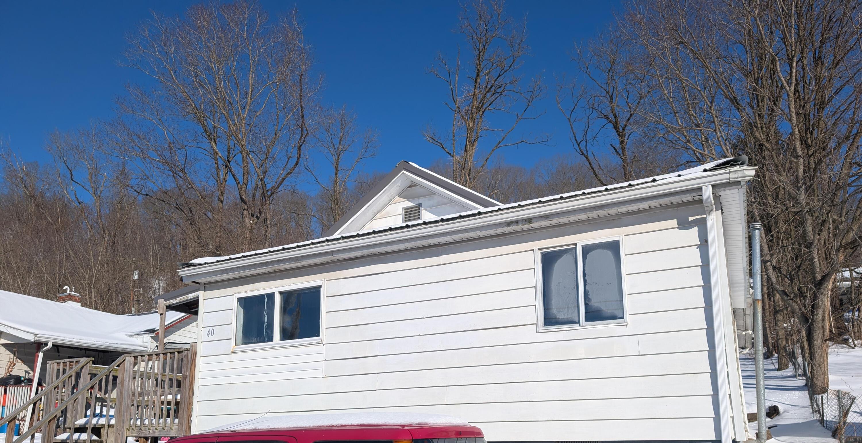 40 Spring Street Glouster, OH 45732 - Photo 2 of 8