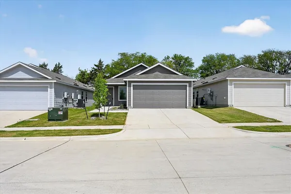 $1,700 | 1429 Erie Drive, Sherman, TX 75090