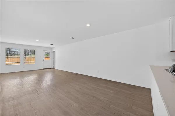 $1,700 | 1429 Erie Drive, Sherman, TX 75090