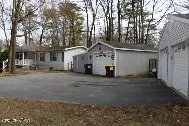 607 Geyser Road Milton, NY 12020 - Photo 6 of 32 IMG_0076