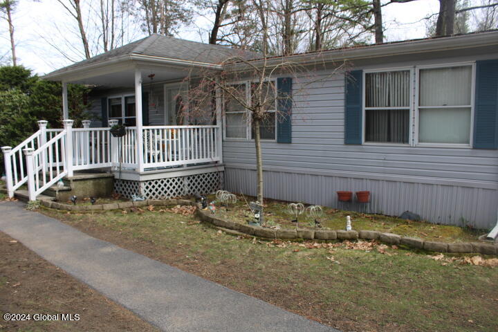 607 Geyser Road Milton, NY 12020 - Photo 9 of 32 IMG_0079