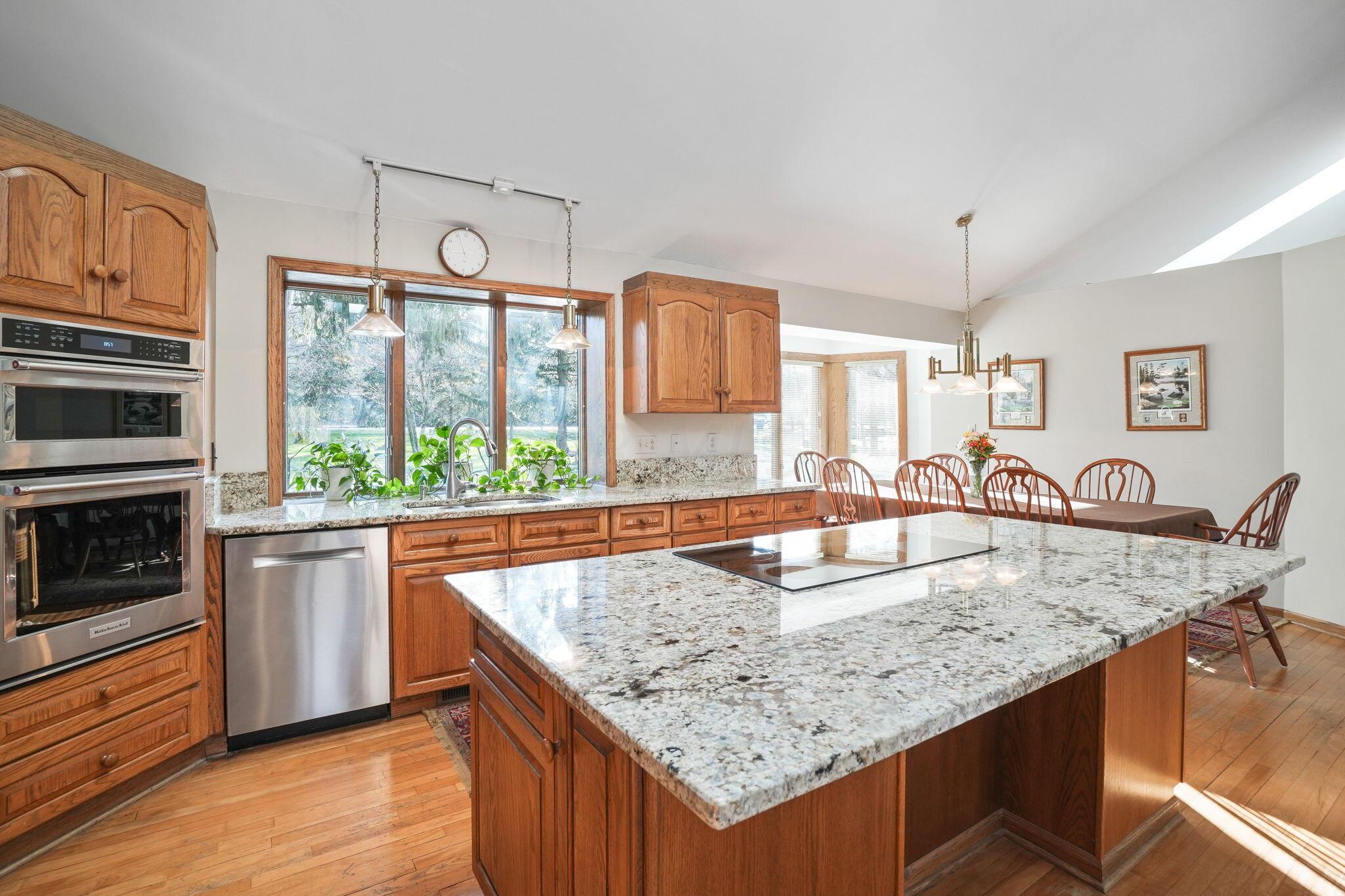 8225 Riverside Drive Powell, OH 43065 - Photo 17 of 79 9-web-or-mls-DSC07603