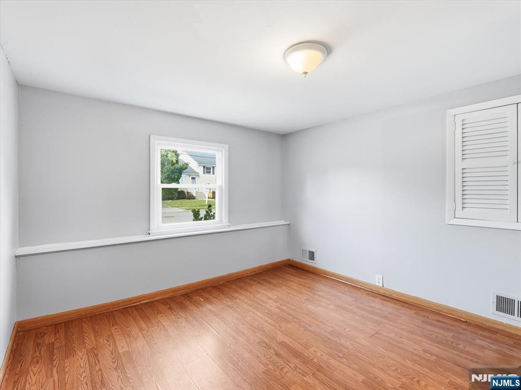 27 Carolyn Road Belleville, NJ 07109 - Photo 27 of 43
