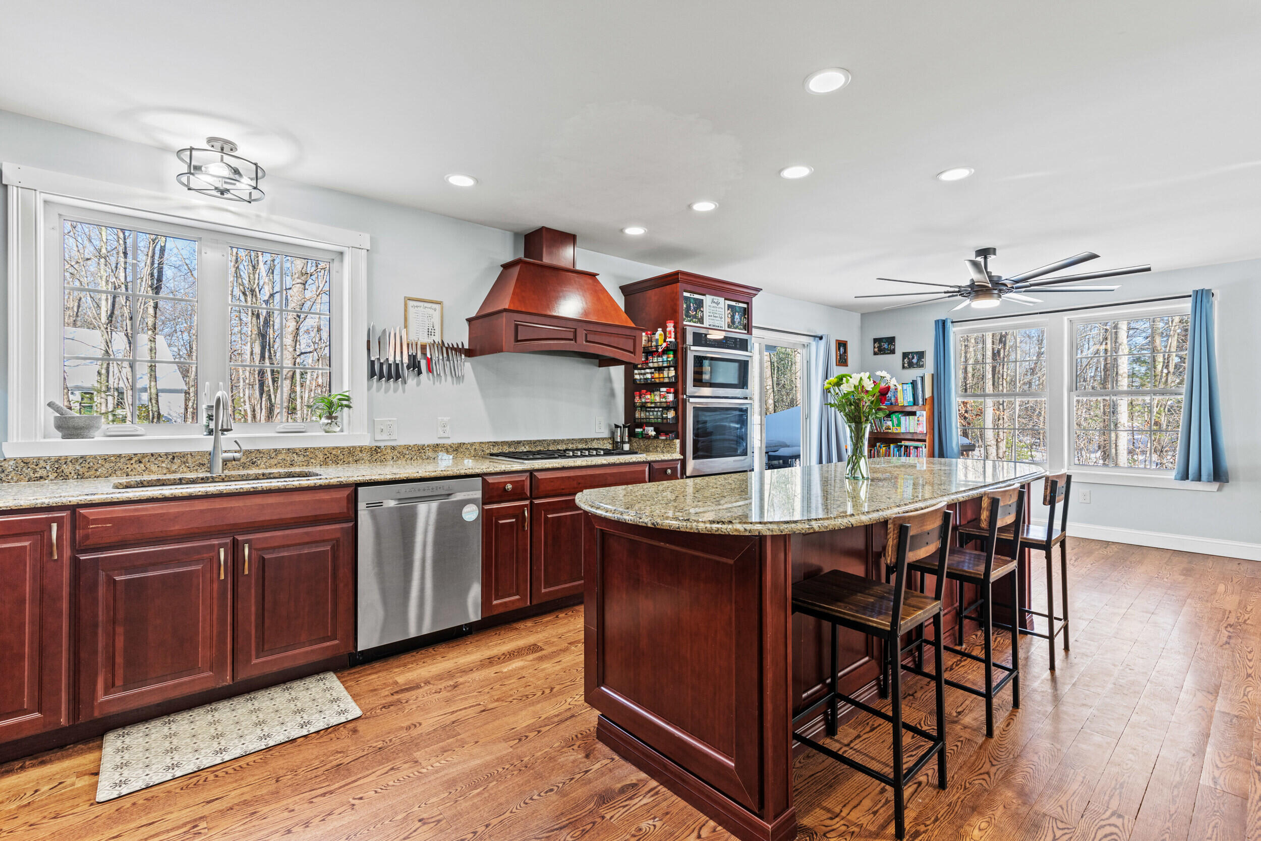 141 Thompson Road Kennebunk, ME 04043 - Photo 10 of 57 141 thompson rd, kennebunk - 004