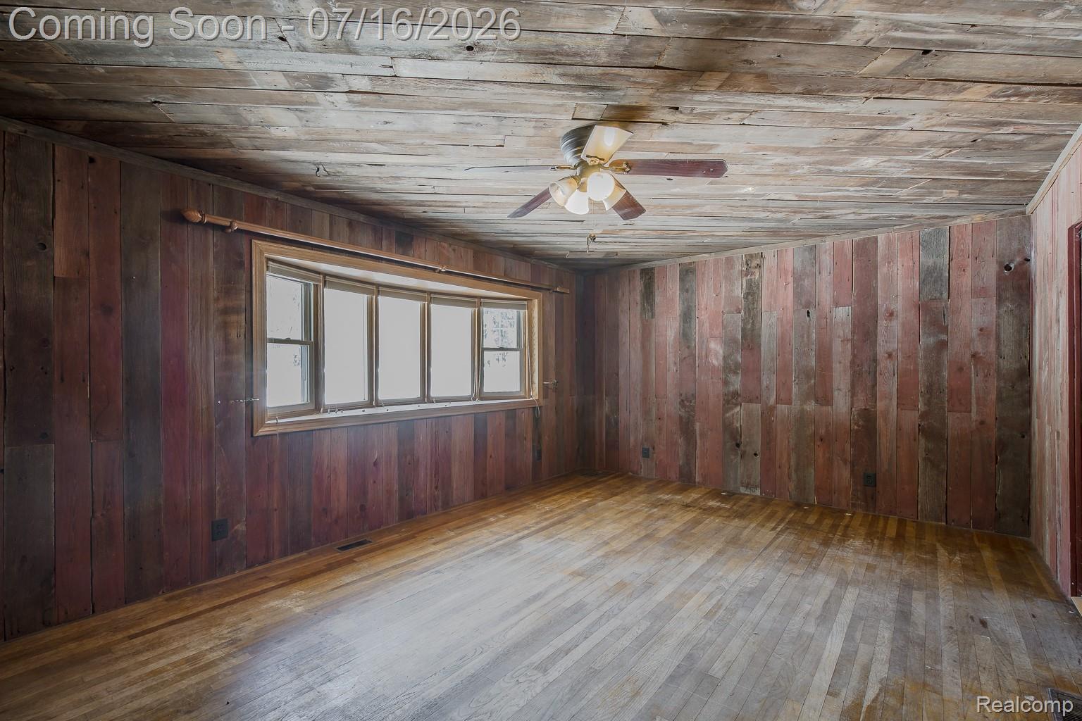43995 Bemis Road Belleville, MI 48111 - Photo 25 of 67 Large windows