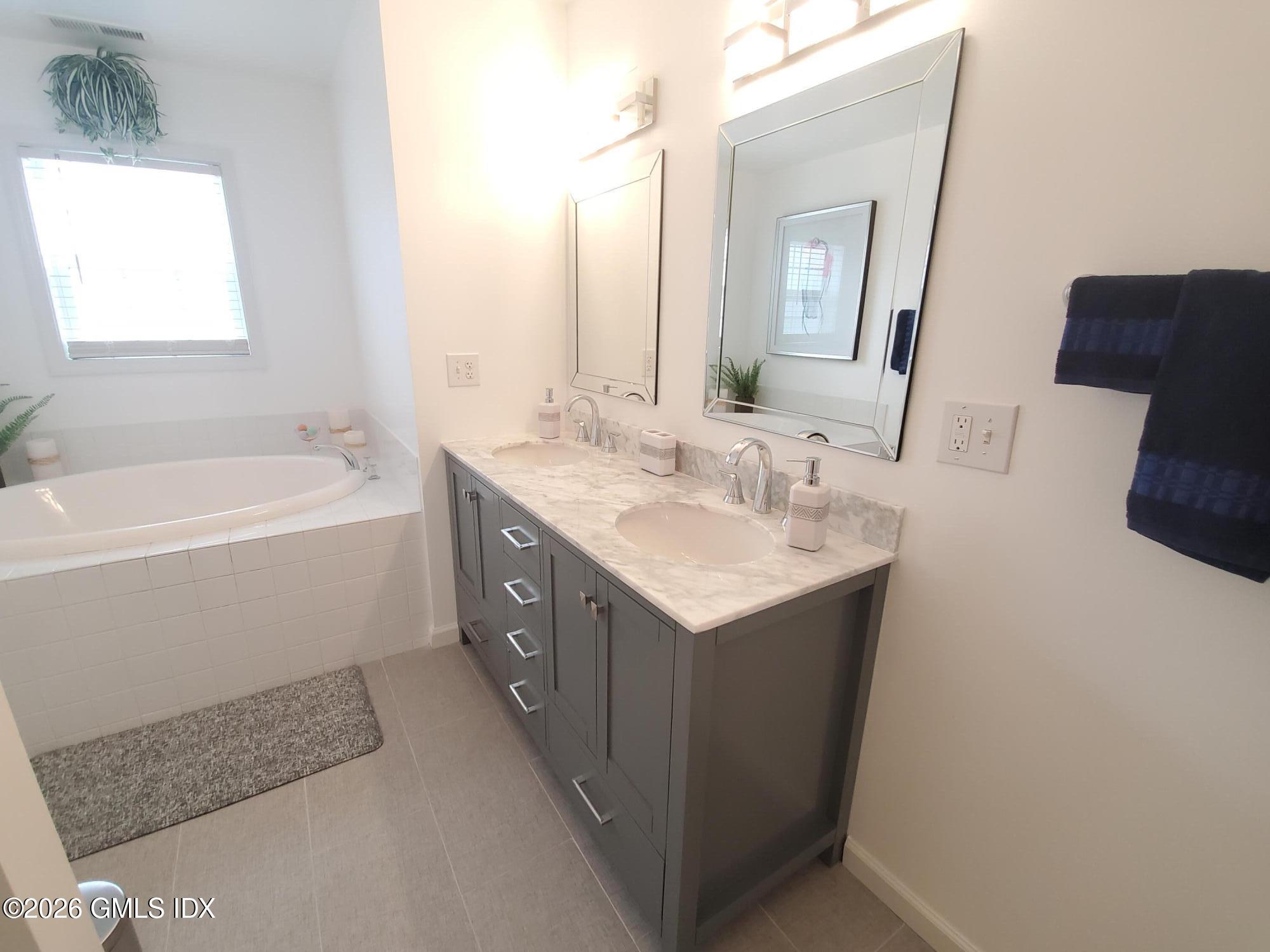 92 Valley Road, Unit B Cos Cob, CT 06807 - Photo 18 of 46 20210507_172632