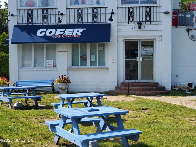 $7,850 | 92 Valley Road, Unit B, Cos Cob, CT 06807