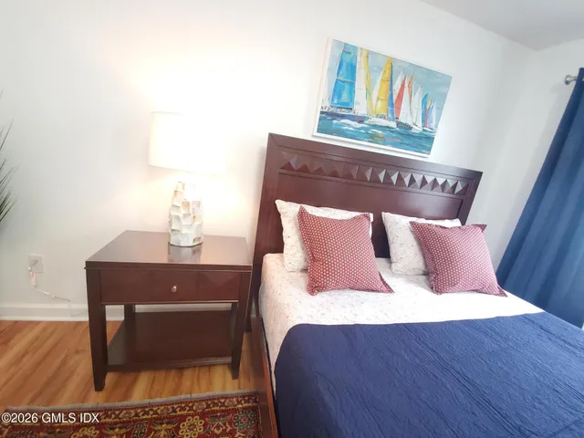 $7,850 | 92 Valley Road, Unit B, Cos Cob, CT 06807