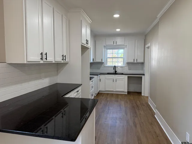 $244,700 | 1512 East Houston Street, Tyler, TX 75702