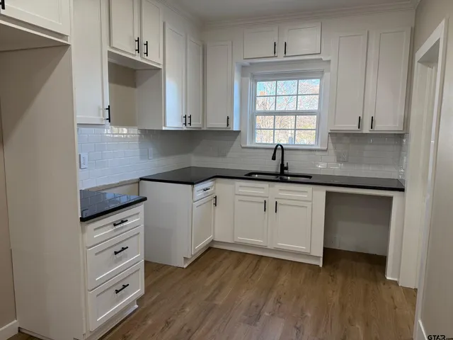 $244,700 | 1512 East Houston Street, Tyler, TX 75702